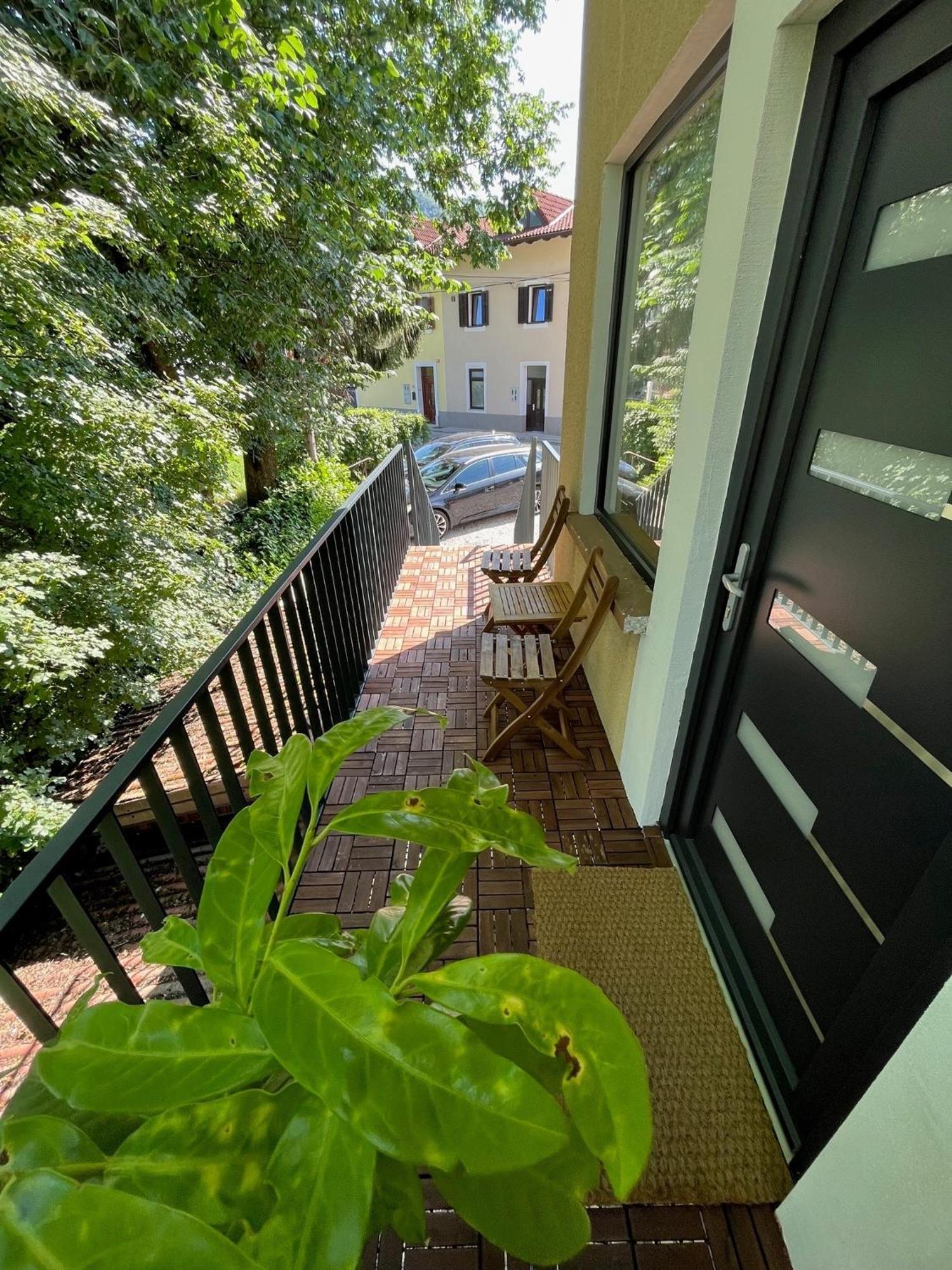 Azimut Hisa Apartment Tolmin Bagian luar foto