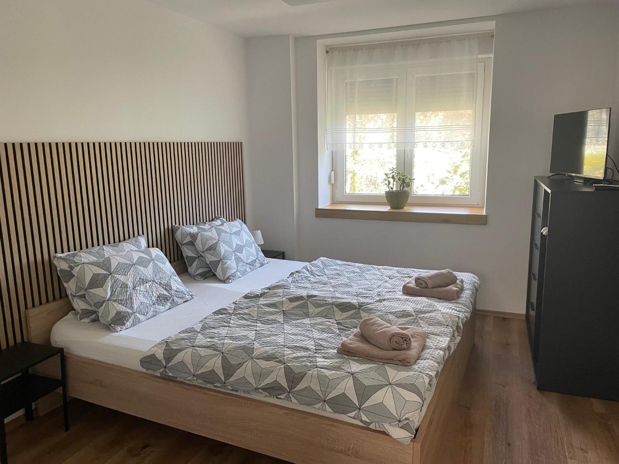 Azimut Hisa Apartment Tolmin Bagian luar foto